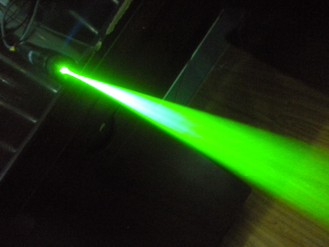 High Power Green Laser Dazzler Non-lethal Dazzler Weapon Eye Safe 532nm 300mW Green Beam